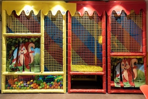 Children’s play area – indoor