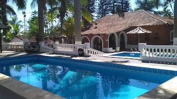 Piscina externa