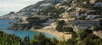 Rescator Resort 102 - Two Bedroom Resort, Sleeps 6