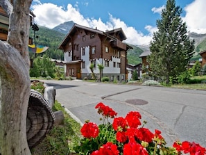 Exterior - Apartment Maria by Interhome (Saas-Fee)