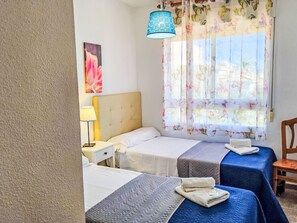 3 bedrooms, iron/ironing board