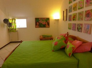 4 bedrooms, Internet, bed sheets - Casa Bacot - Four Bedroom Villa, Sleeps 8 (Canneto)