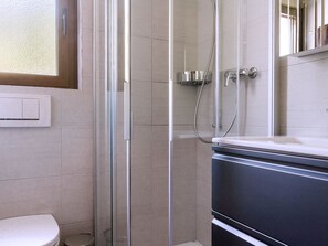 Hair dryer, towels