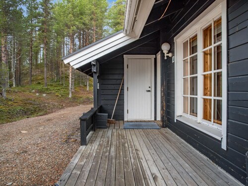 Lomaylläs h113/pistopolku 5a by Interhome