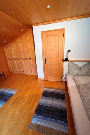 3 Schlafzimmer, Internetzugang