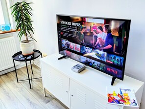 Interior - Historic LOFT in a prime location - fast Wi-Fi, Netflix, Smart TV, kitchen (Uelzen)