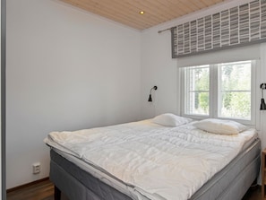 4 makuuhuonetta, internet