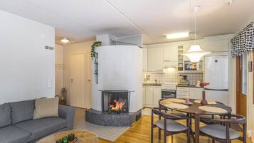 Una televisión, un reproductor de DVD