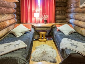 2 bedrooms