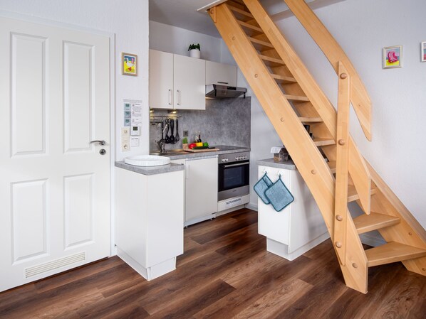 Fridge, oven, toaster, high chair