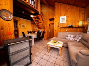 TV, fireplace, DVD player