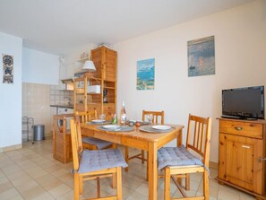 Dining - Le Capitole by Interhome (Fréjus)