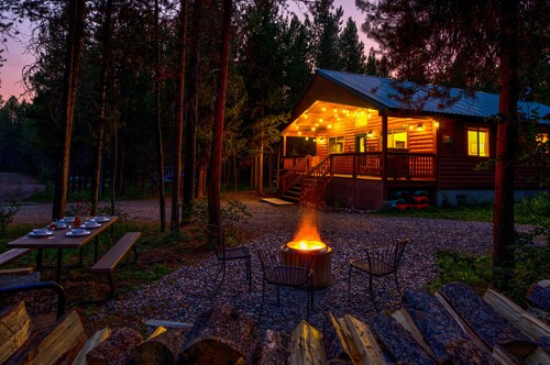 Classy Cabin 🌟Bills Island 🌟3 Bedroom 🌟Clean