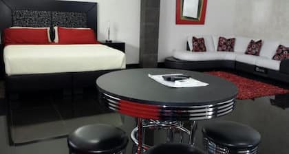 Premier Hotel Suites