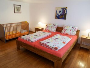 2 bedrooms, WiFi