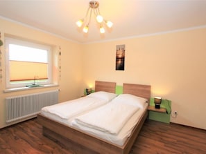 3 bedrooms, Internet