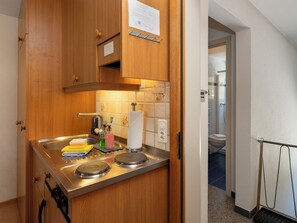 Fridge, microwave, toaster, cookware/dishes/utensils