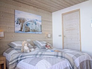 2 chambres, fer et planche à repasser, accès Internet