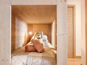 2 bedrooms, iron/ironing board, internet - Le Curling B (Val Claret) by Interhome (Tignes)