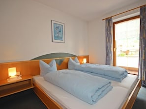 2 bedrooms, free internet