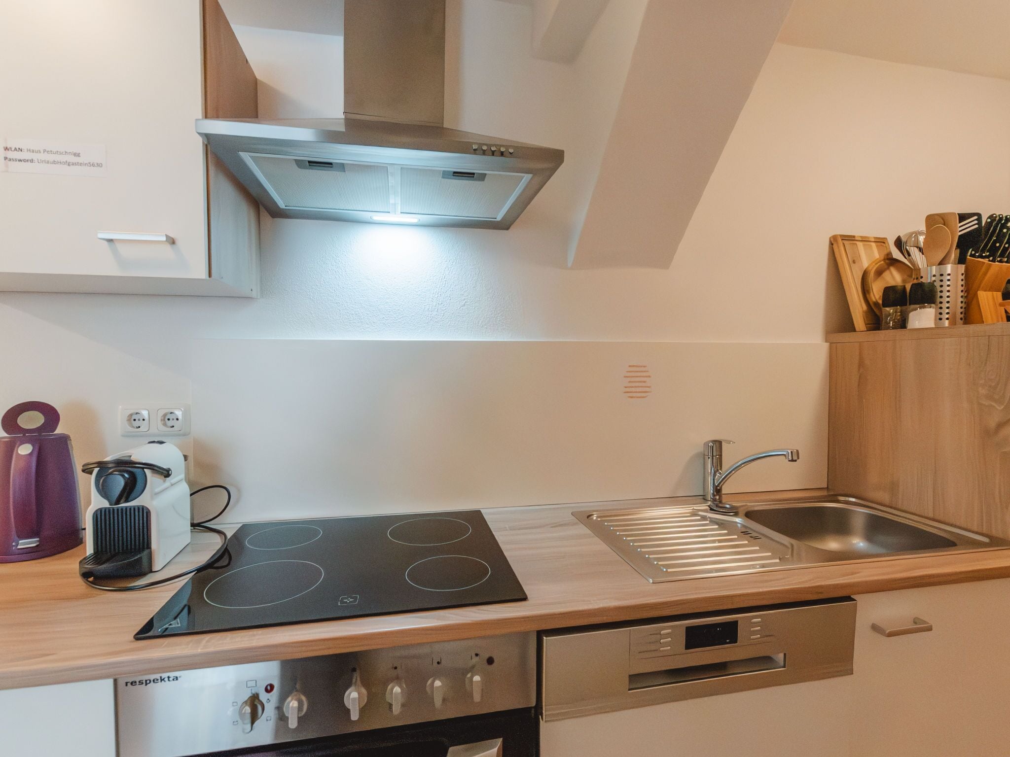 Kühlschrank, Ofen, Geschirrspüler, Toaster