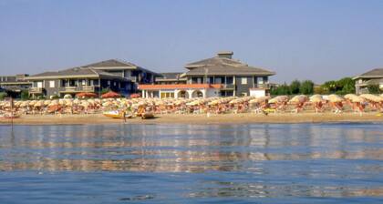 Green Marine, Palme, Ismare by Interhome