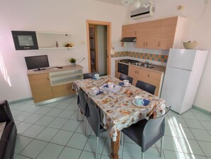 Dining - Solmare by Interhome (Rosolina Mare)