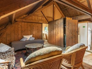 7 habitaciones y wifi 