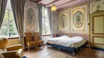 7 bedrooms, WiFi