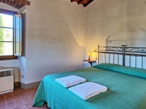 2 bedrooms, internet