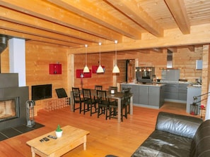 TV, fireplace, DVD player