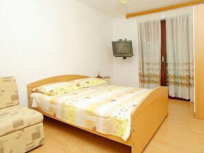 1 bedroom, internet
