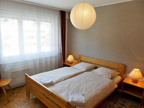3 Schlafzimmer, Schreibtisch, Internetzugang