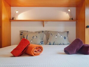 3 chambres, accès à Internet (gratuit)