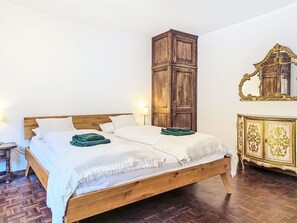 3 bedrooms, WiFi