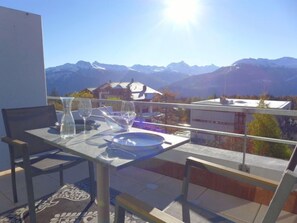 Outdoor dining - Jeanne D'Arc Apt. C-28 by Interhome (Crans-Montana)