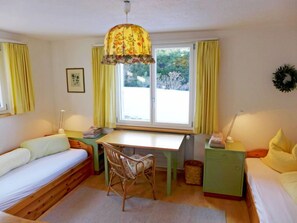 3 Schlafzimmer, Schreibtisch, kostenloses Internet