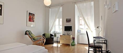 1 camera, accesso a Internet