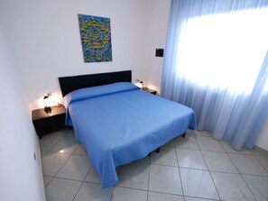 1 camera, accesso a Internet gratuito