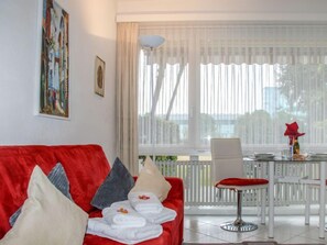 TV - Residenza Lido Appartment 009 by Interhome (Locarno)
