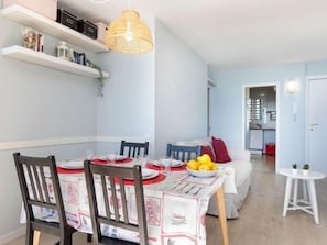 Dining - Clipper by Interhome (Sant Vicenç de Montalt)