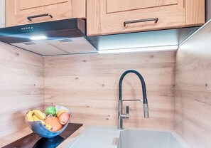 Refrigerador, microondas, horno y lavavajillas 