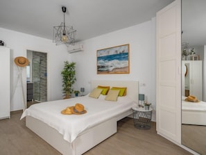 1 chambre, accès à Internet (gratuit)