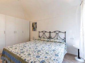 3 bedrooms