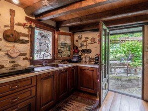 Fridge, oven, cookware/dishes/utensils - Il Gianlupo by Interhome (Bognanco)