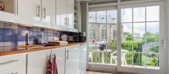 Dijkhuisje by Interhome