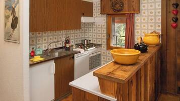 Réfrigérateur, four, lave-vaisselle