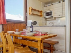 Dining - Les Tommeuses (Val Claret) by Interhome (Tignes)