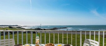 Les Trois Iles by Interhome