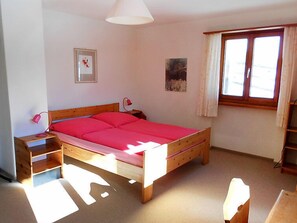 4 bedrooms, Internet